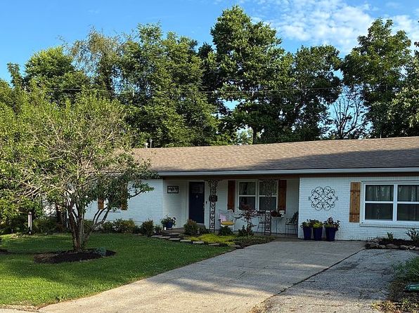 1414 South Dr