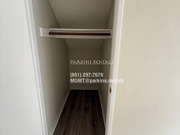 3rd image of 2103 Woodberry Ave #B