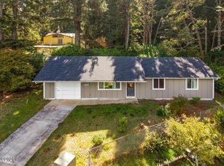 1942 SW Galley Ct, Lincoln City, OR 97367