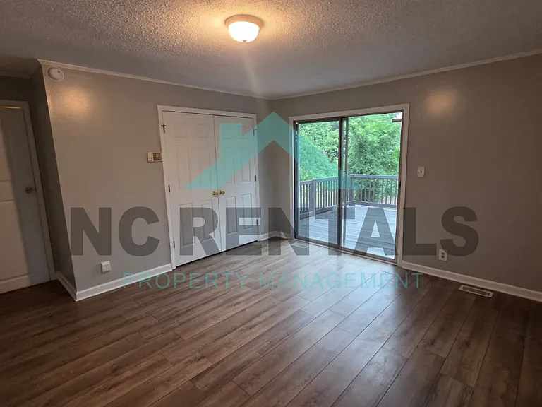 436 Barbara Jane Ave — Photo 12