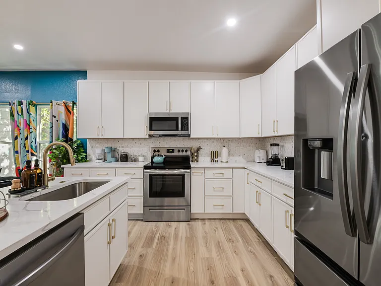 5624 Eastside Ave — Photo 11