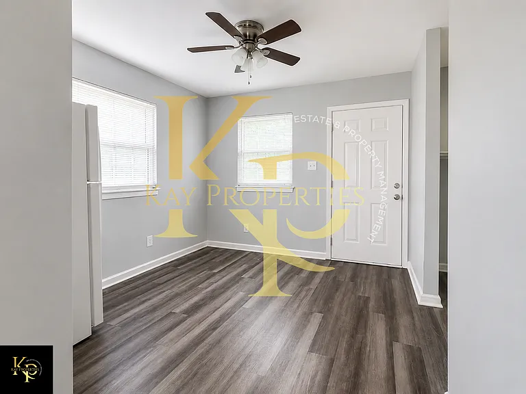 3013 Wedgedale Ave — Photo 5