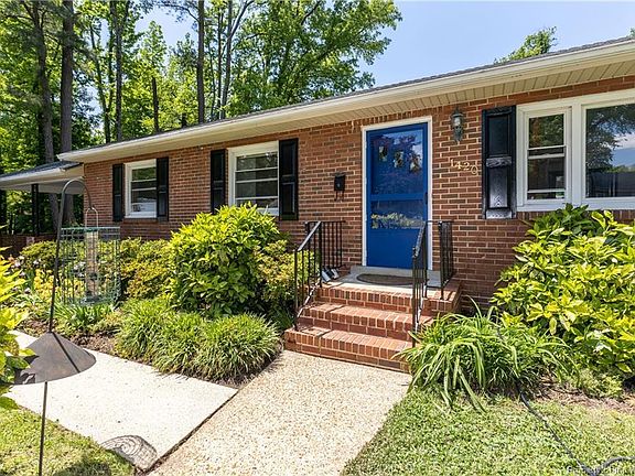 3rd image of 1420 Yeardley Dr
