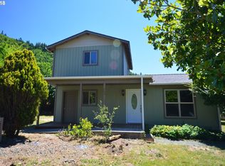 209 Union Gap Loop Rd, Oakland, OR 97462
