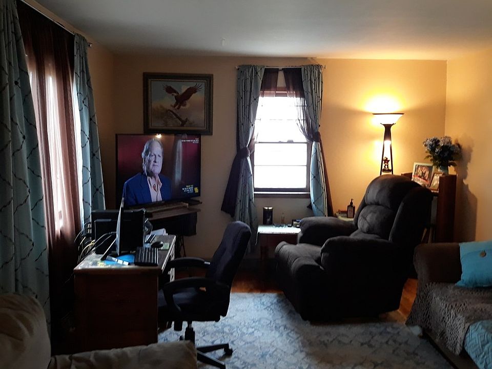 610 Jackson St, Richmond Dale, OH 45673 Zillow