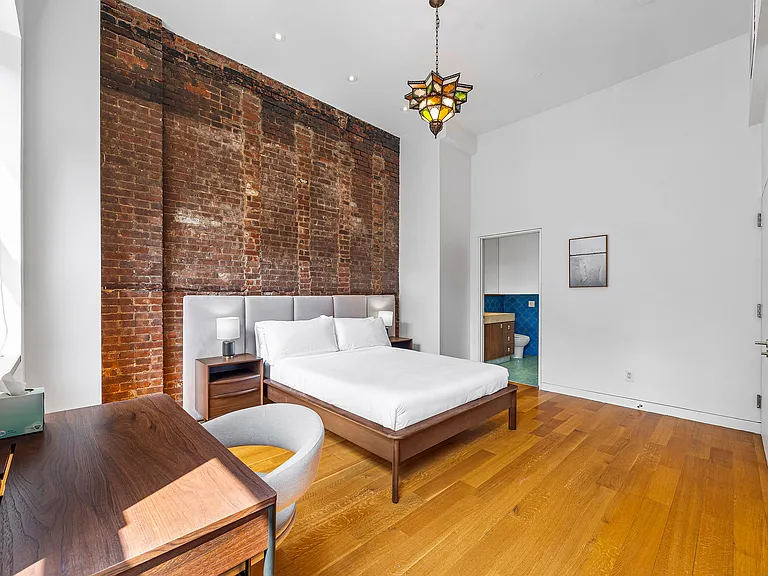 10 E 14th St #PENTHOUSE — Photo 32