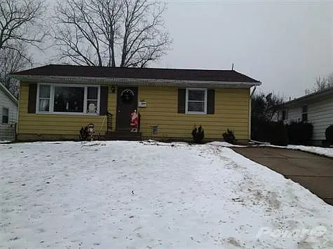 312 Cable St photo 1