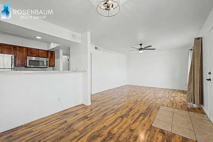 5135 N 10th St #15 — Photo 13