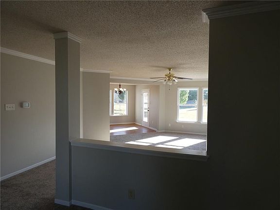 5th image of 6423 Nightshade Dr