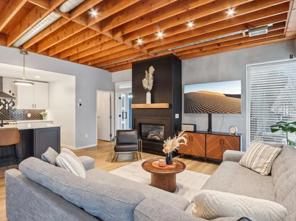 2001 North Commerce STREET, Milwaukee, WI 53212