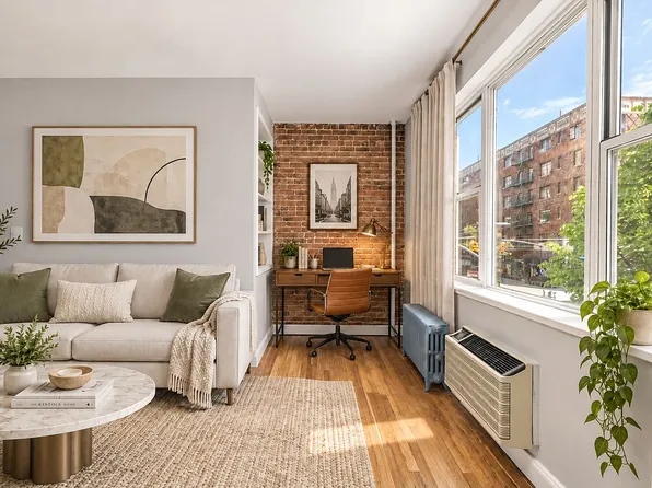 459 Hudson St APT 2A, New York, NY 10014