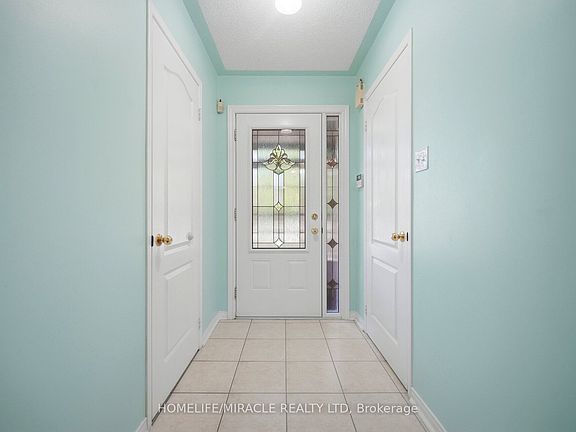 4th image of 31 Larkspur Rd