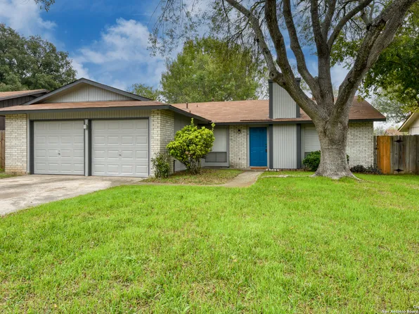 113 MEDICINE ROCK, Universal City, TX 78148