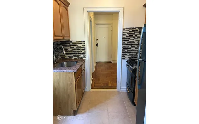 Sold by Douglas Elliman | media 17