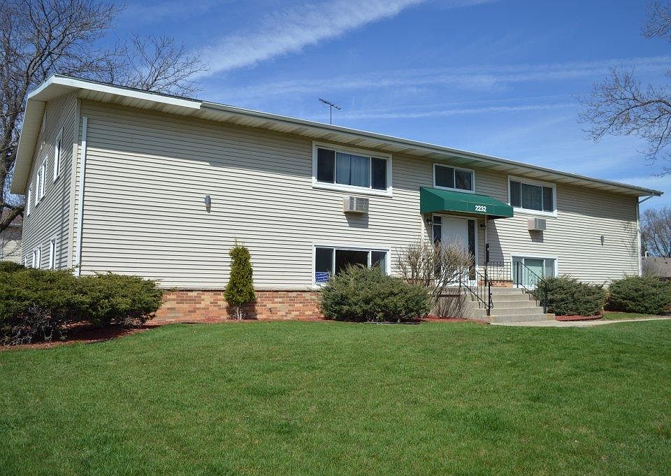 1st image of 2232 Wyoming Ave APT 1