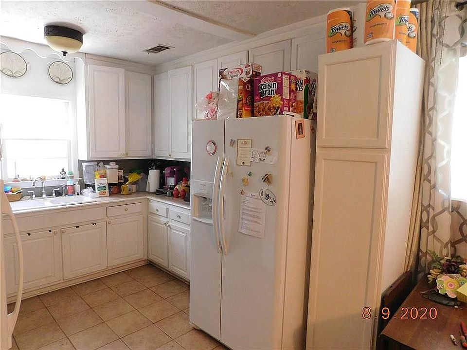 In law suite kitchen 