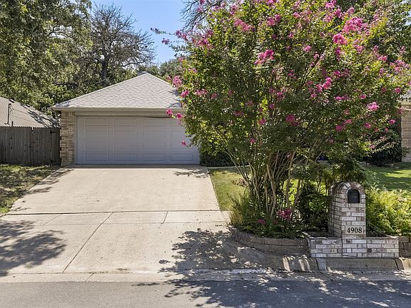 3rd image of 4908 Arborgate Dr