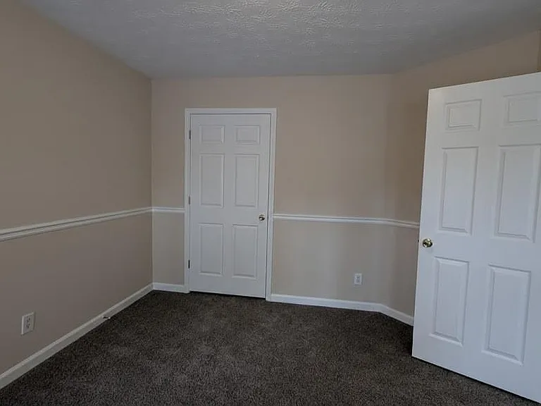 710 Suwanee Lakes Cir — Photo 22