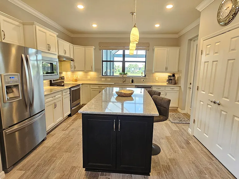 13858 Campoleone St — Photo 23