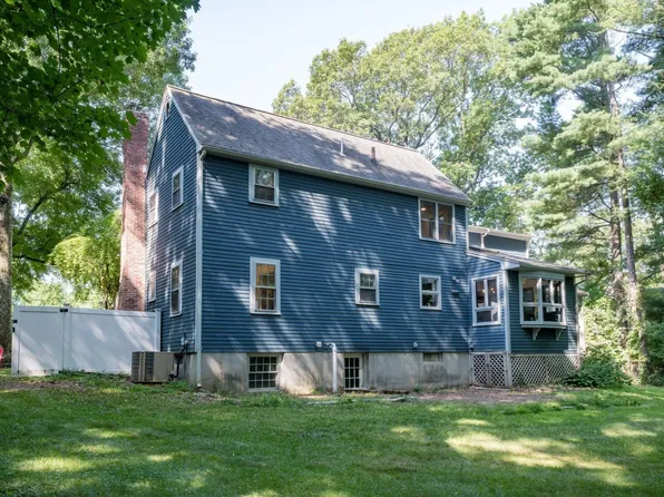 175 Oak St, Franklin, MA 02038