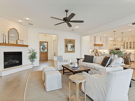 4th image of 245 Wimberley Dr