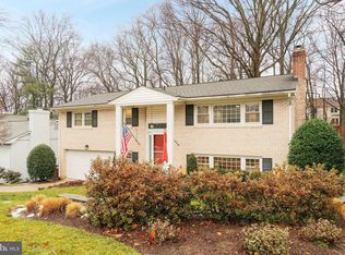 6125 Beech Tree Dr, Alexandria, VA 22310