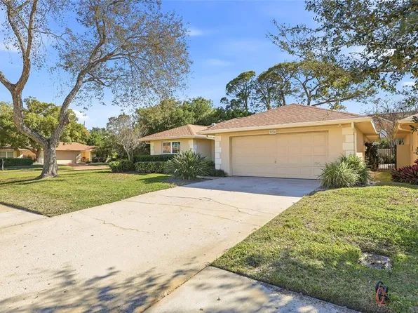 2226 Heron Cir, Clearwater, FL 33762