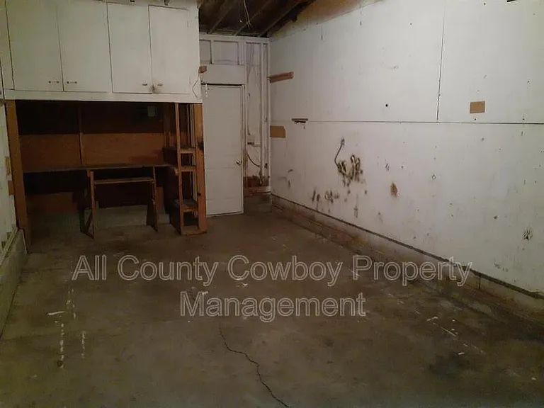 707 S 23rd St — Photo 18