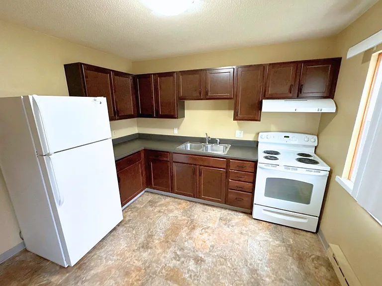 1302 Grand Plaza Dr #2 — Photo 3