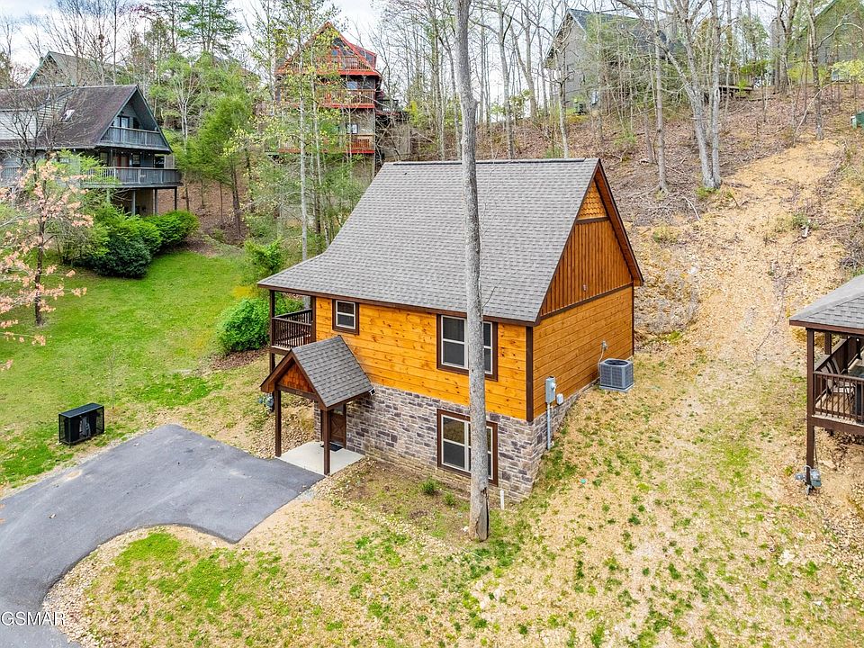 1st image of 2708 Timber Way