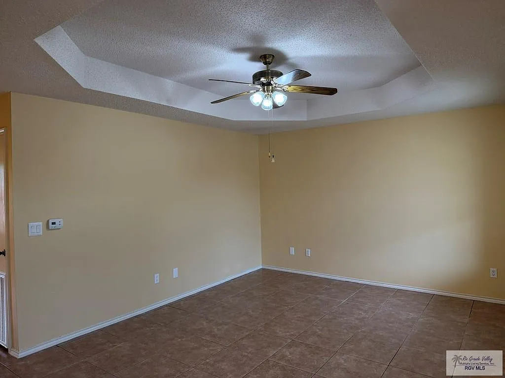 Building Photo - 6283 Pecos River St