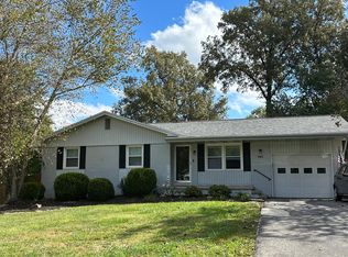 707 Saint Catherine Ct #B, Newburgh, IN 47630