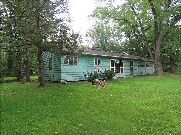 2nd image of 2480 Layton Street Rd