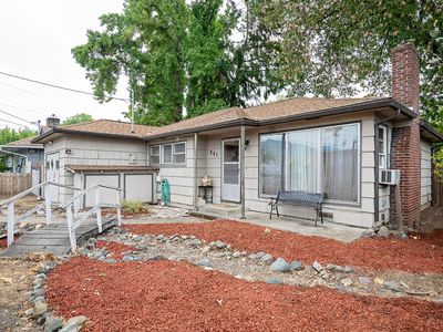 861 SE M St, Grants Pass, OR, 97526