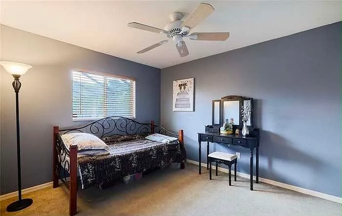 17139 Knight Dr — Photo 14