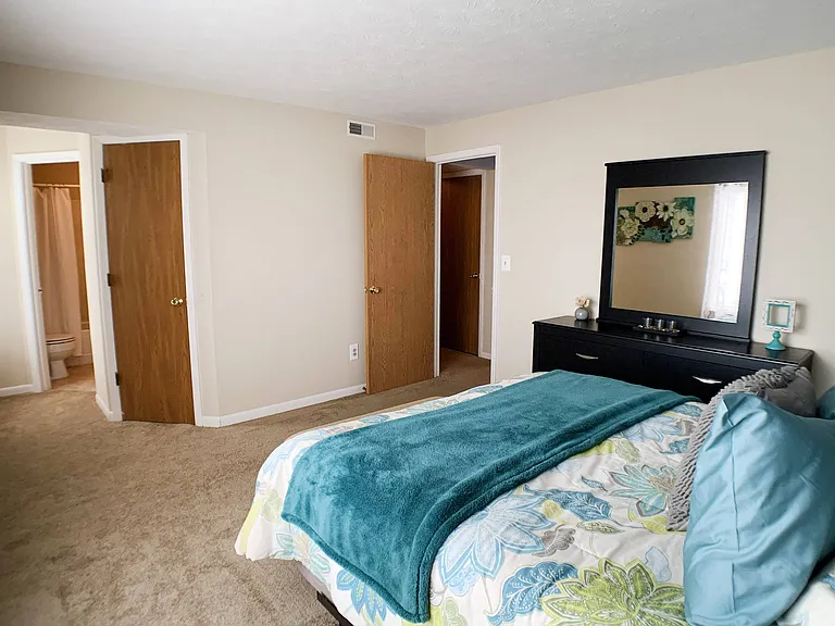 The Vinings Apartments — Photo 64