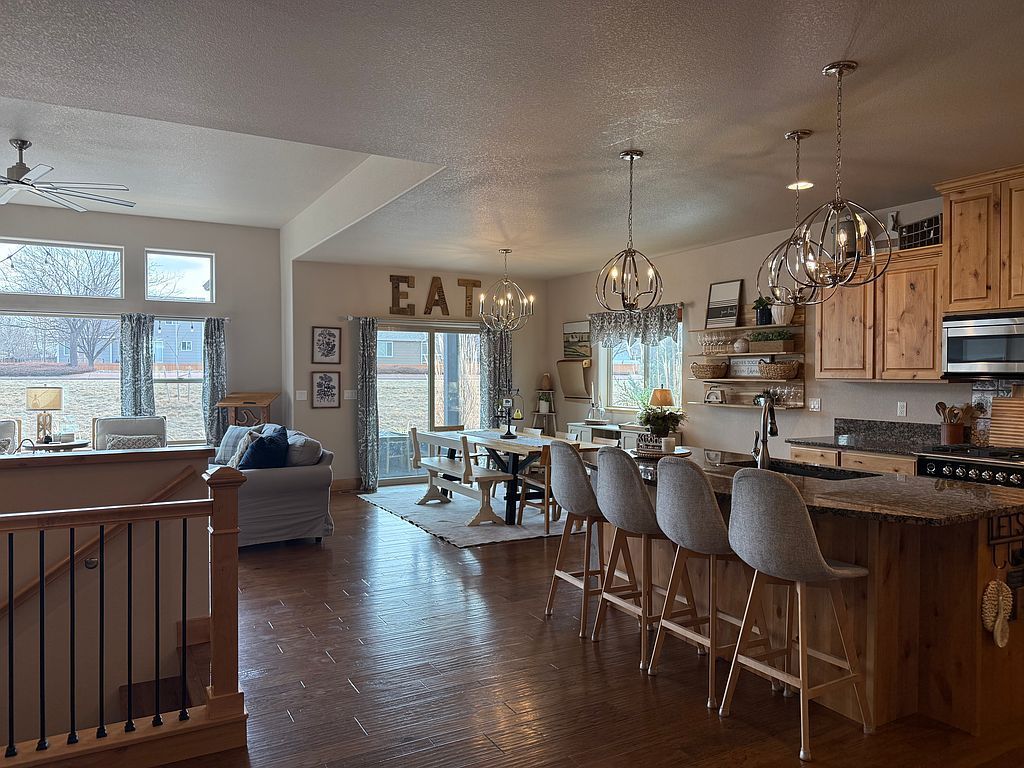 3716 Saguaro Dr