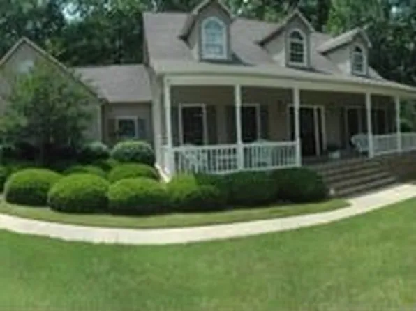 2242 Springhill Dr, Auburn, AL 36830