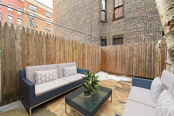 1st image of 691 10th Ave #2
