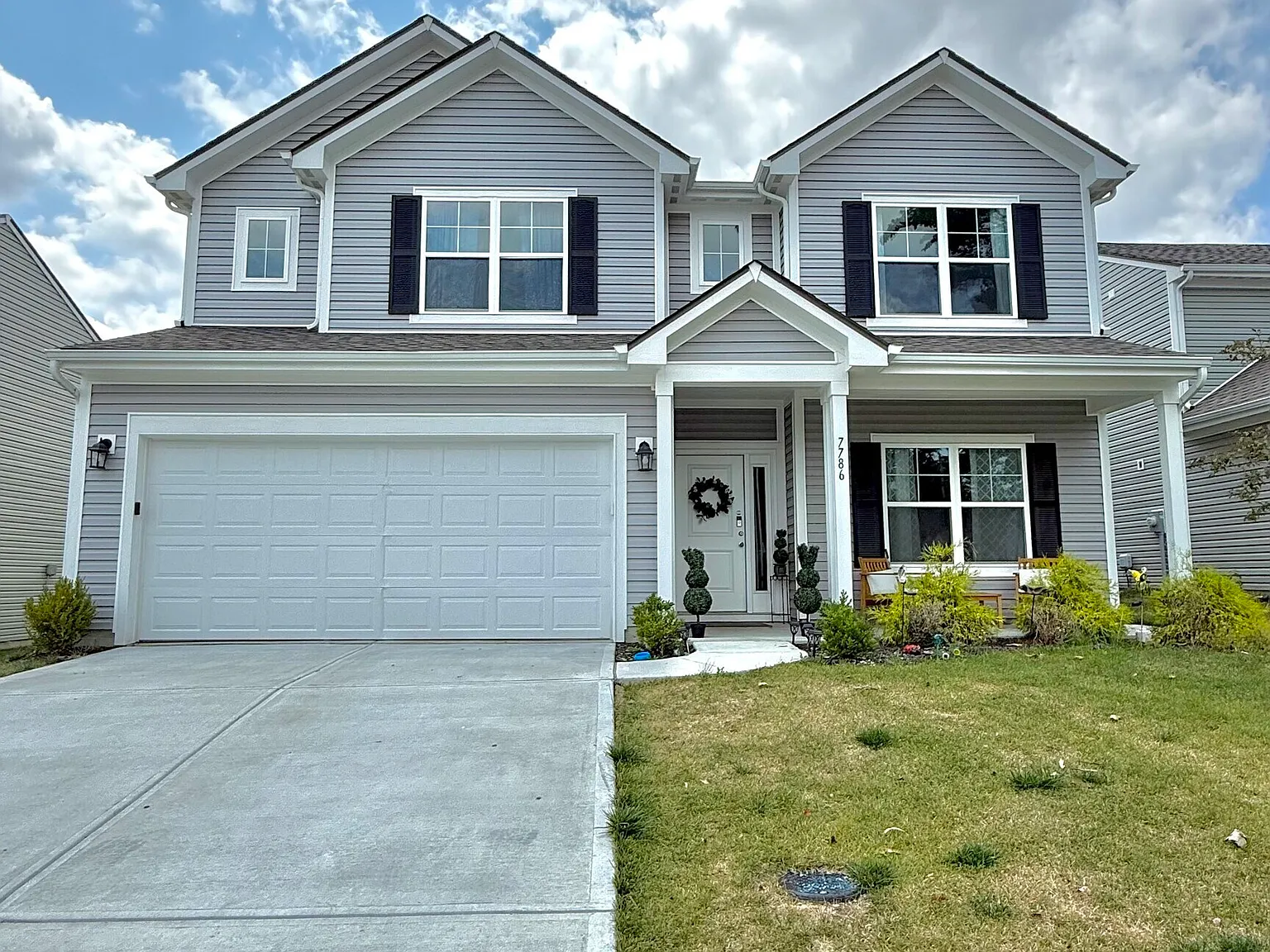 4 bed, 2.5 bath, 2591 sqft, $2,600 — Photo 3