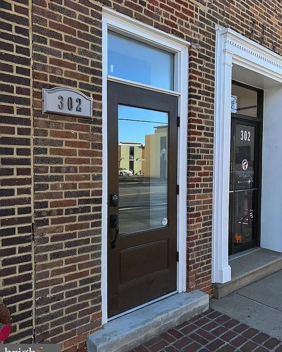 302 N Cameron St #200