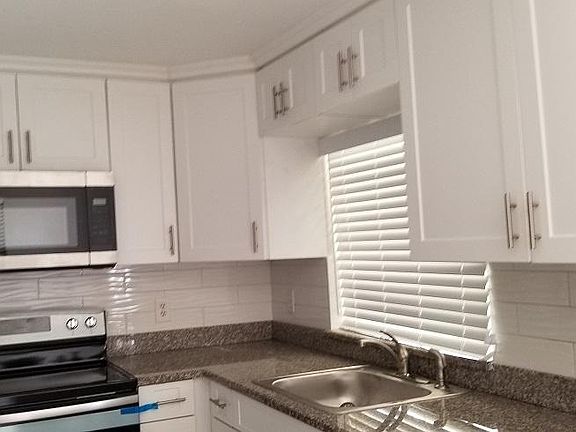 Kitchen - Spacious Cabinet Space