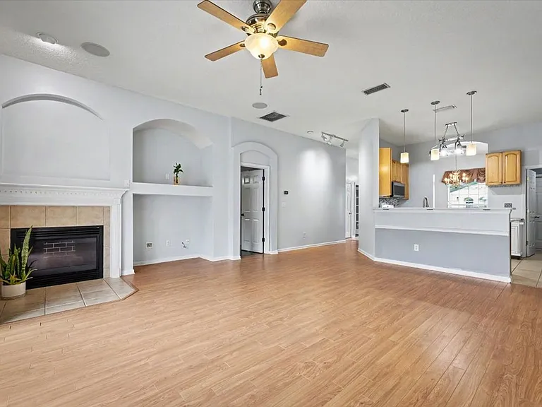 711 Sid Dr — Photo 16