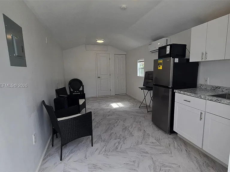 2440 NW 99th St #A — Photo 3