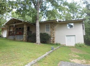46 Iuka Dr, Cherokee Village, AR 72529