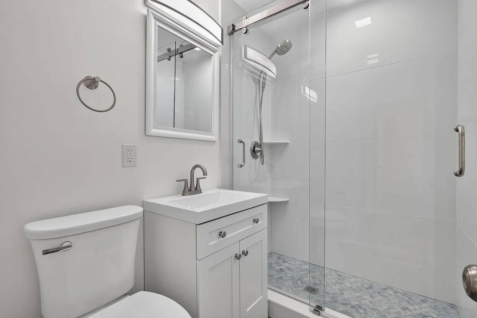 3 bed, 1268 sqft, $3,200 — Photo 3