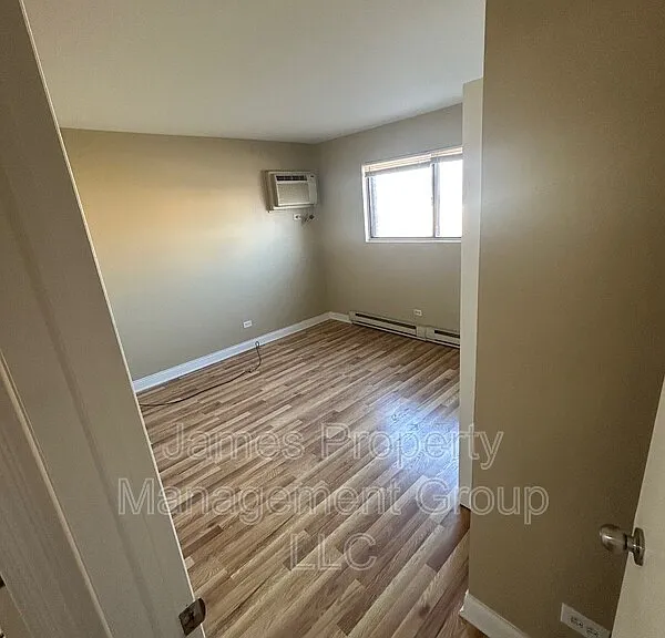 6606 W 64th Pl #1A — Photo 4