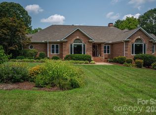 5023 Samuel Pinckney Dr, Belmont, NC 28012