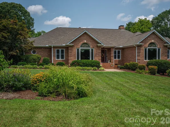 5023 Samuel Pinckney Dr, Belmont, NC 28012