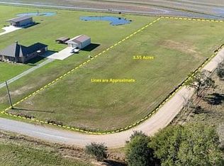 1221 Chinaberry Dr, Eunice, LA 70535